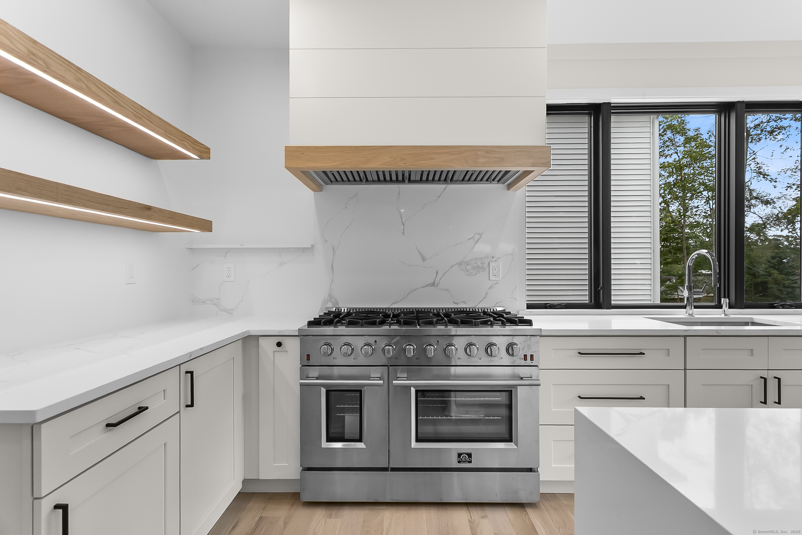 170 Oronoque Lane 95