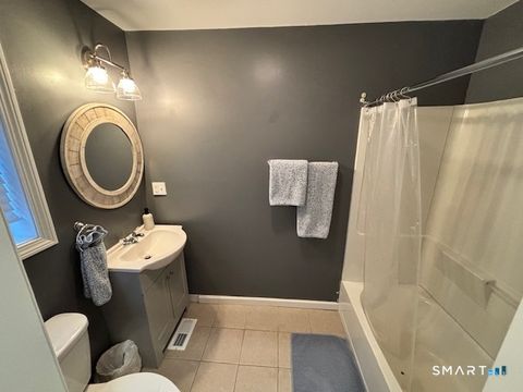 Tiny photo for 56 Townsend Avenue #1, New Haven, CT 06512 (MLS # 24144727)