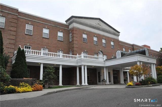 Photo of 59 Courtland Avenue #3R, Stamford, CT 06902 (MLS # 24199307)