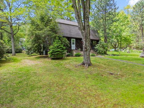 63 Schofield Road APT 60 Willington CT 06279
