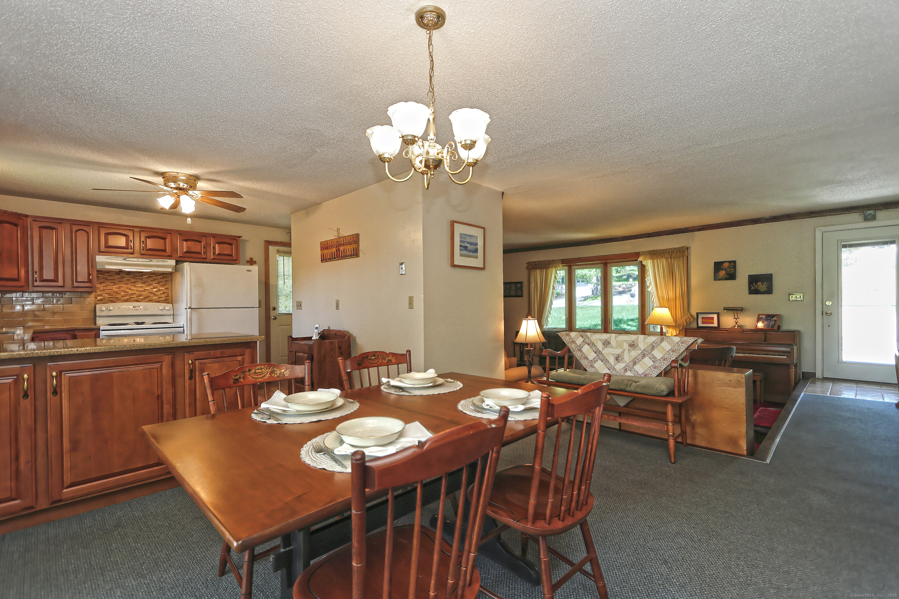 9 Frankie Lane, Plymouth, Connecticut image 18