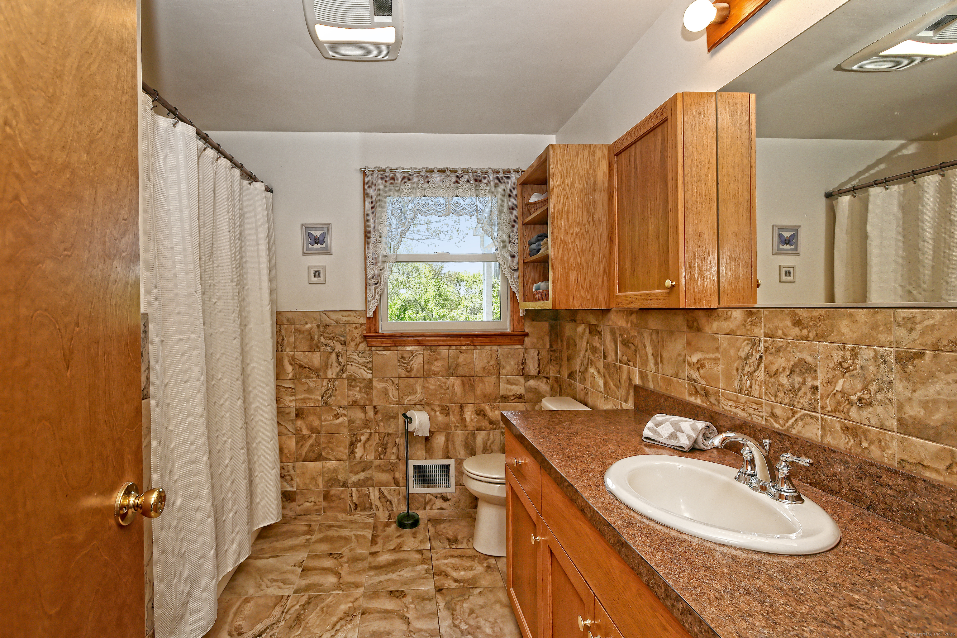 9 Frankie Lane, Plymouth, Connecticut image 24