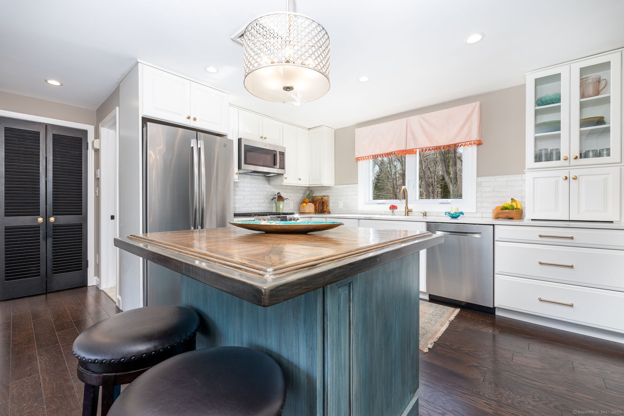 25 Rolling Meadow Road, Madison, Connecticut image 13