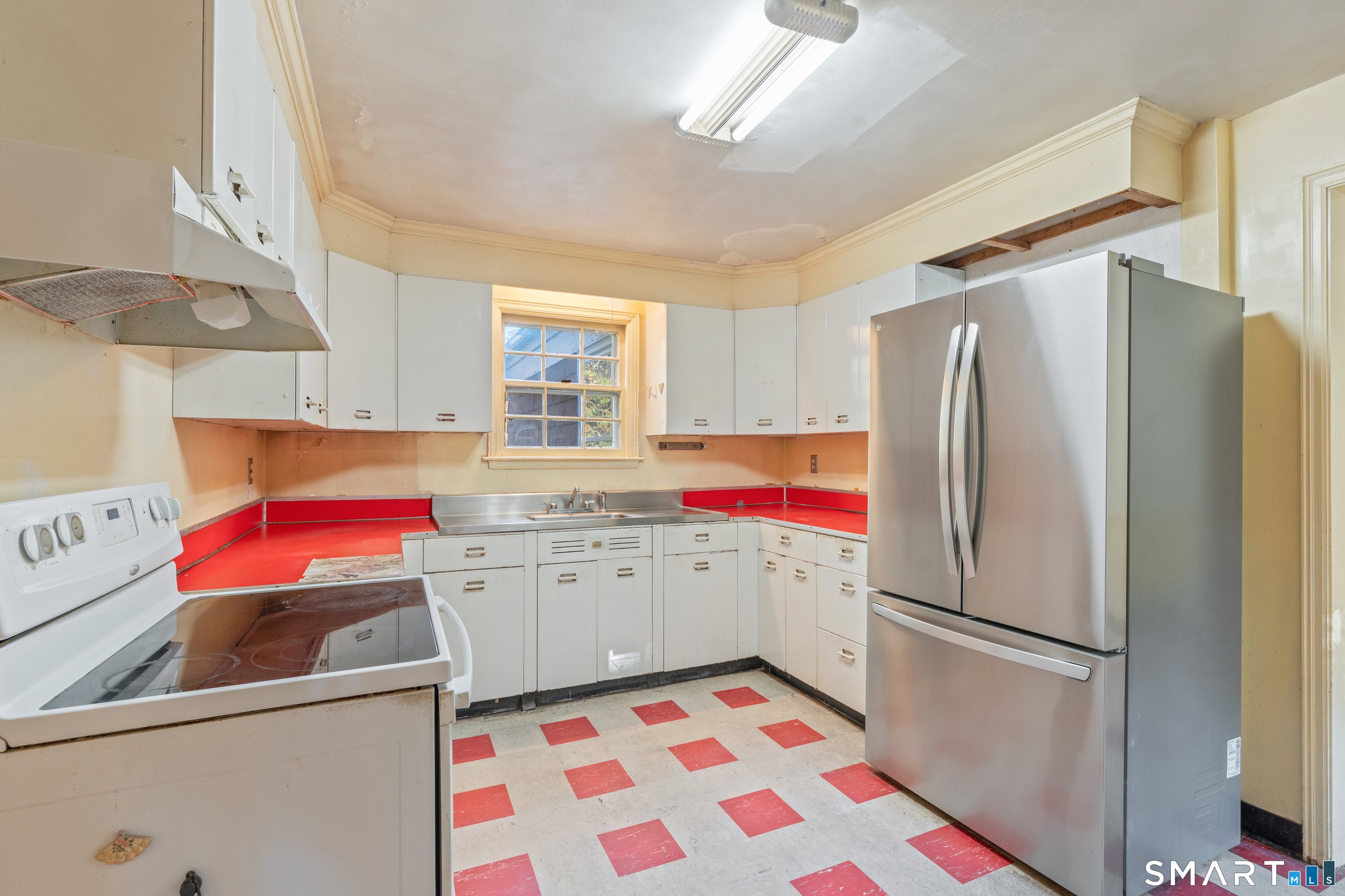 290 Tunxis Road