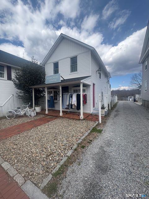 Tiny photo for 685 Boston Post Road #685, Madison, CT 06443 (MLS # 24165570)