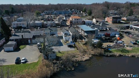 Tiny photo for 685 Boston Post Road #685, Madison, CT 06443 (MLS # 24165570)