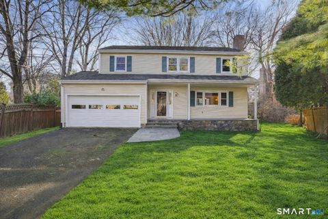 Photo of 18 Griffith Road, Greenwich, CT 06878 (MLS # 24148843)