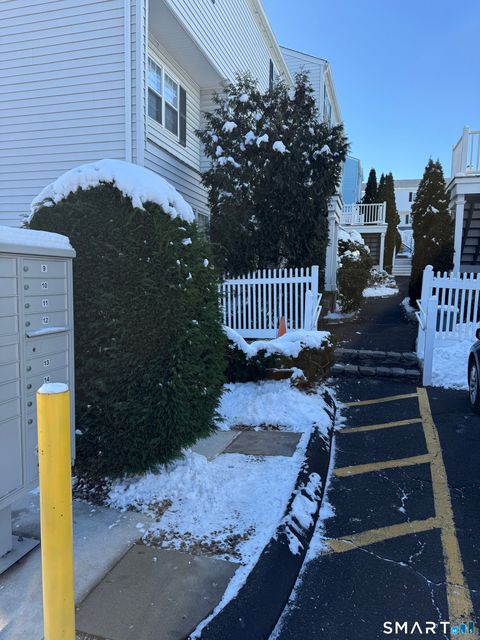 Tiny photo for 26 Prospect Avenue #APT F6, Norwalk, CT 06850 (MLS # 24150021)