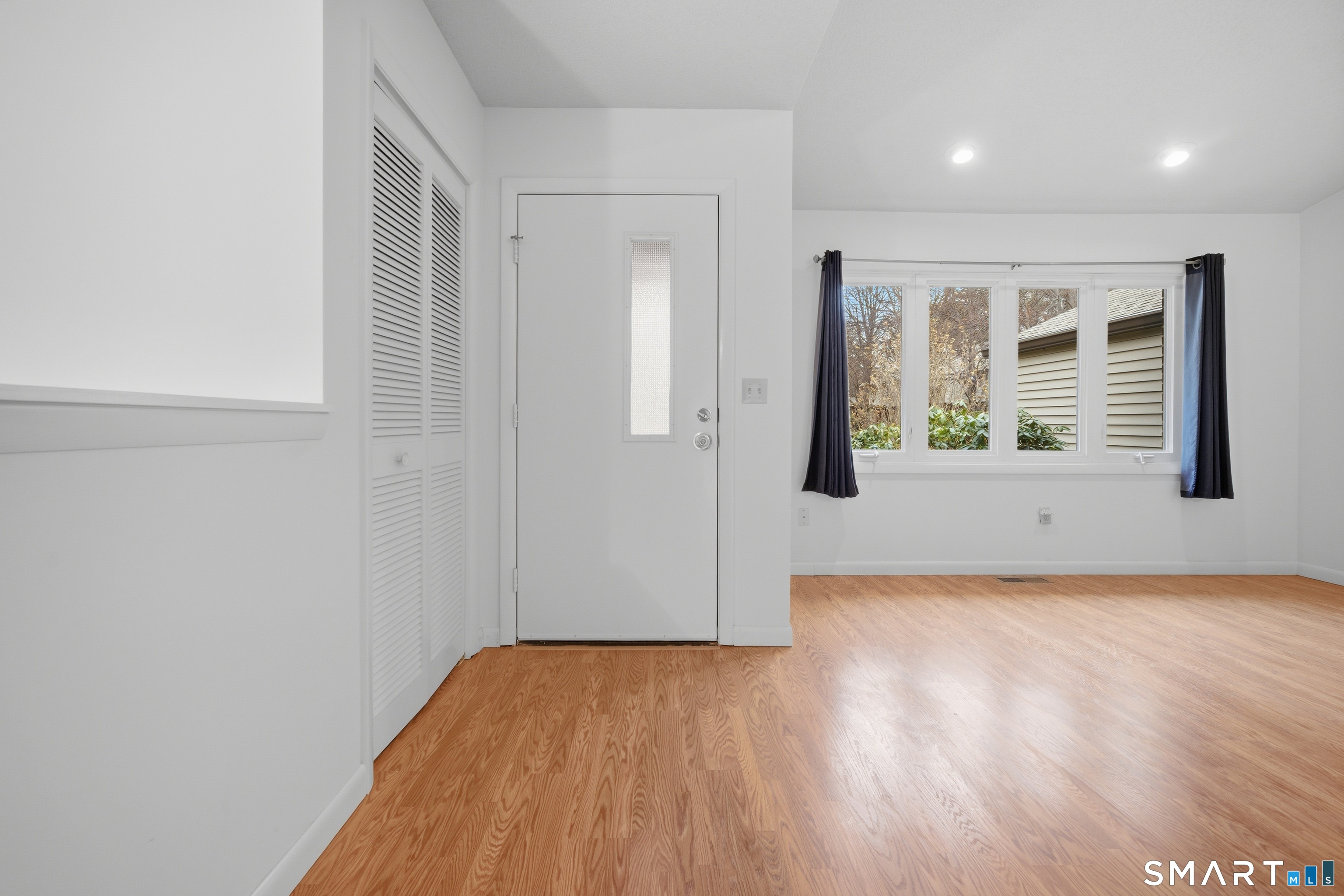 449 South Main Street 90