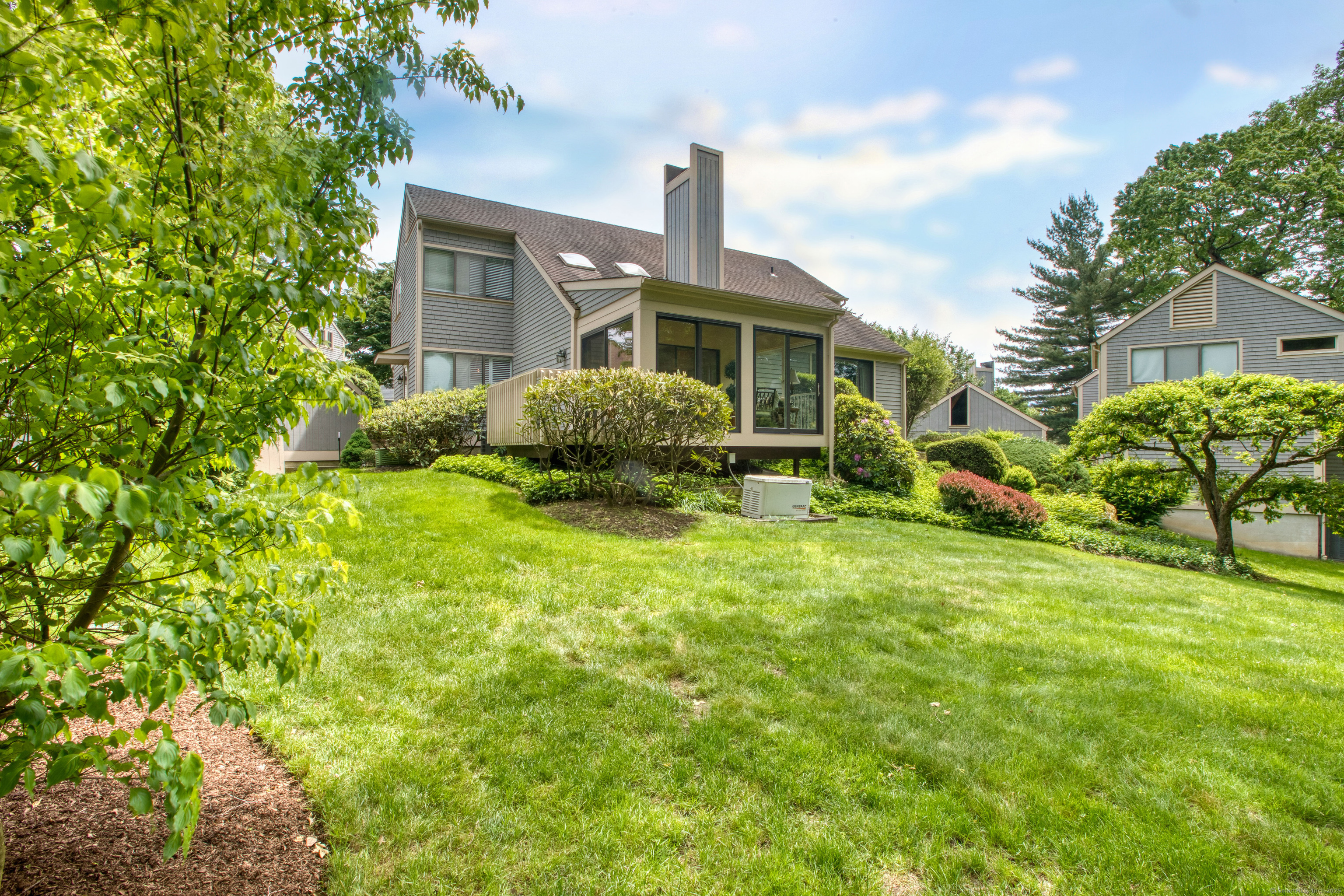 510 W Lyon Farm Drive #510, Greenwich, Connecticut image 23