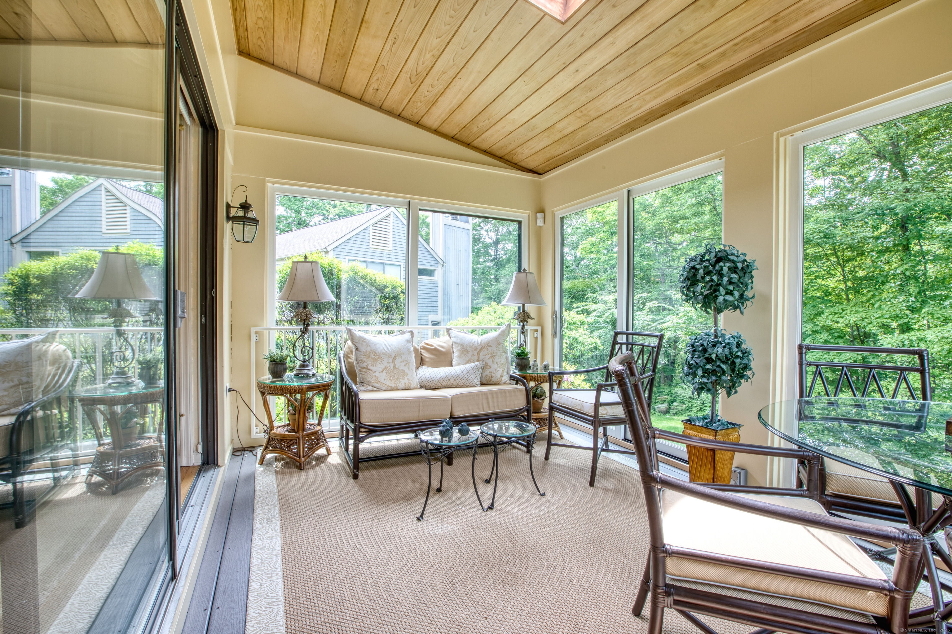 510 W Lyon Farm Drive #510, Greenwich, Connecticut image 14