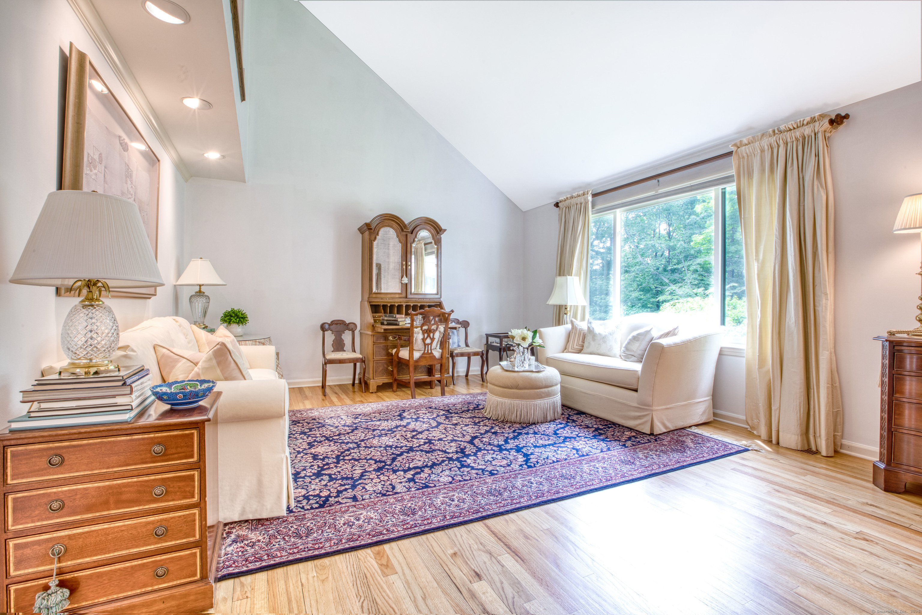 510 West Lyon Farm Drive 510