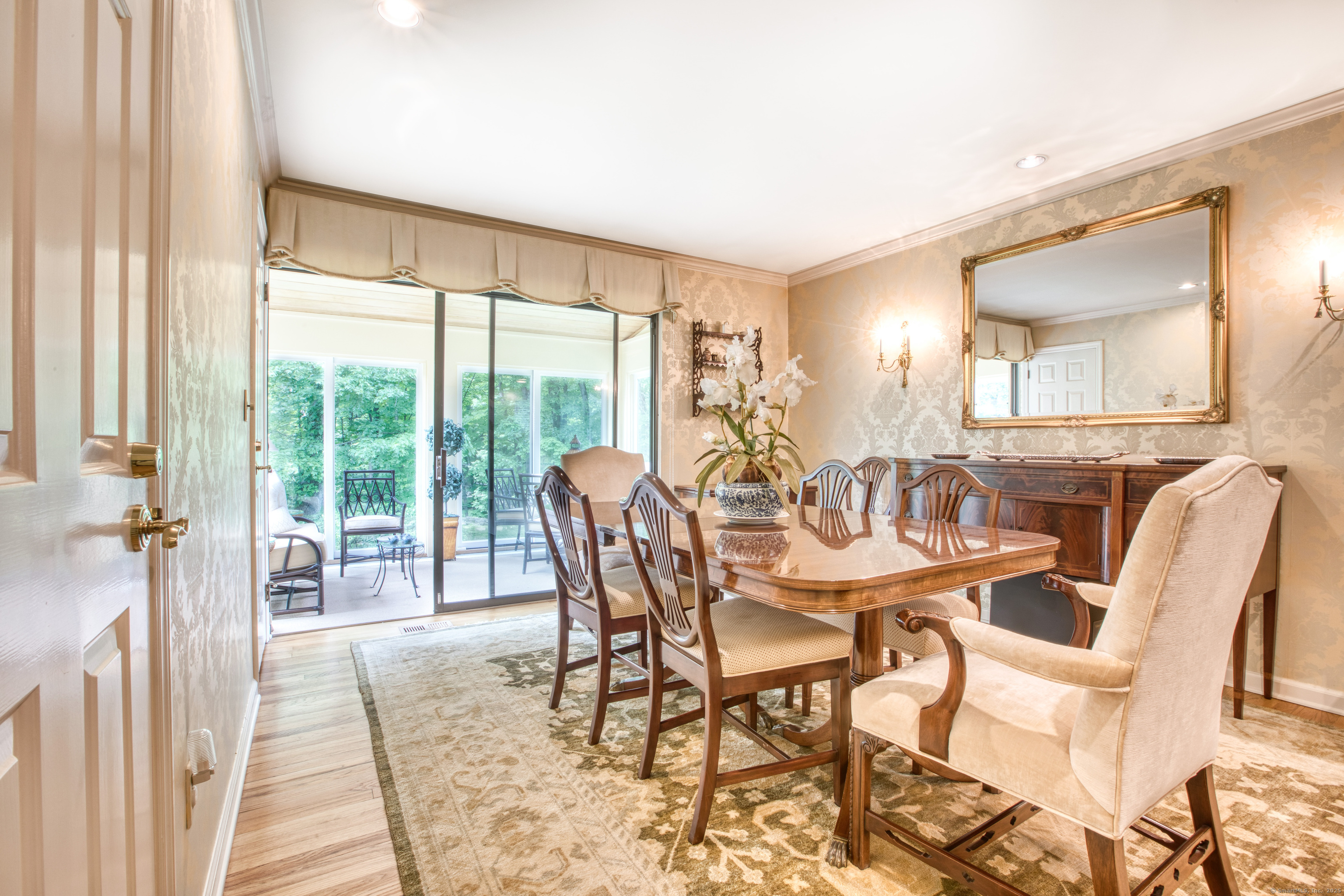 510 W Lyon Farm Drive #510, Greenwich, Connecticut image 11
