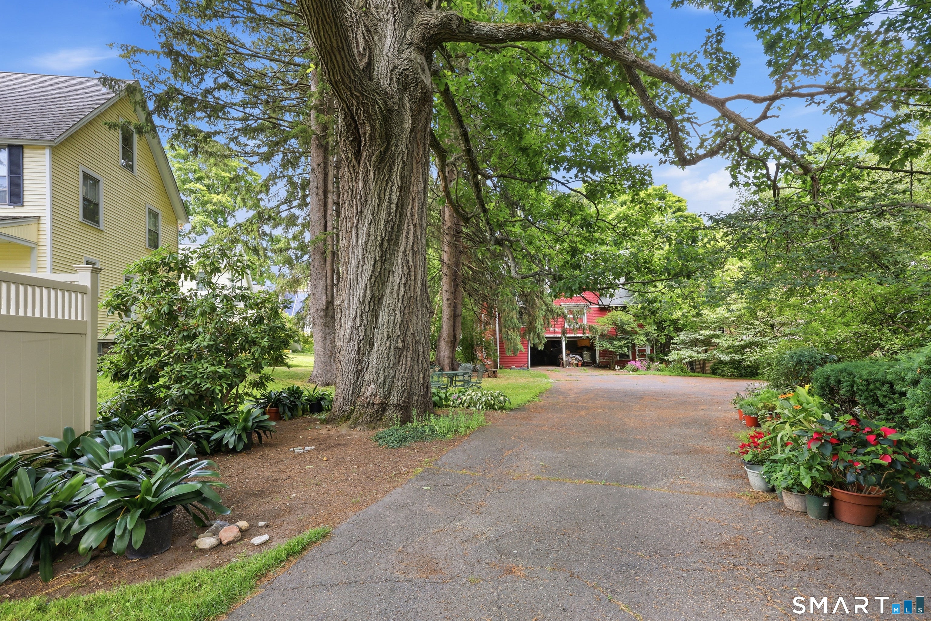 143 Holabird Avenue