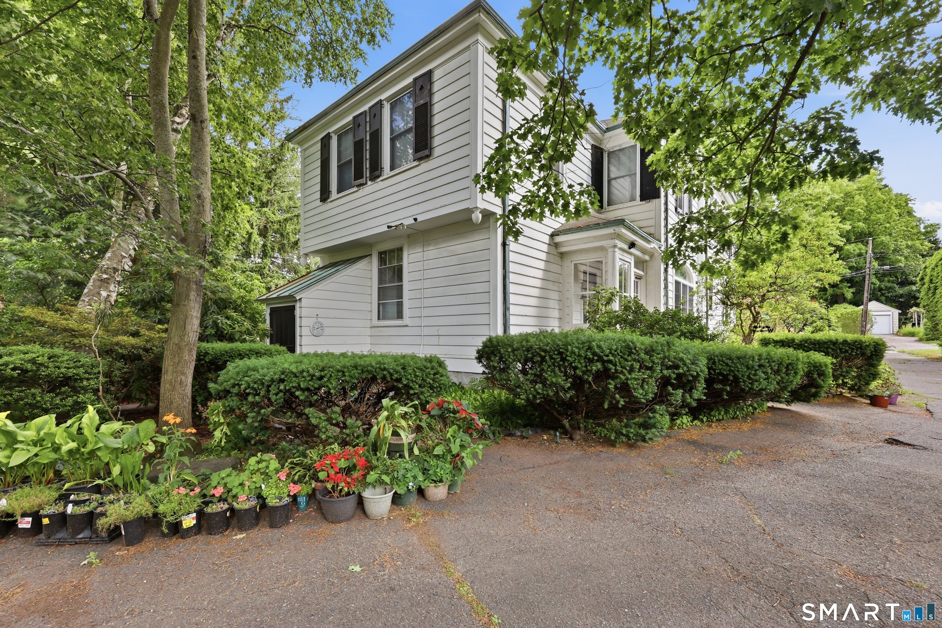 143 Holabird Avenue