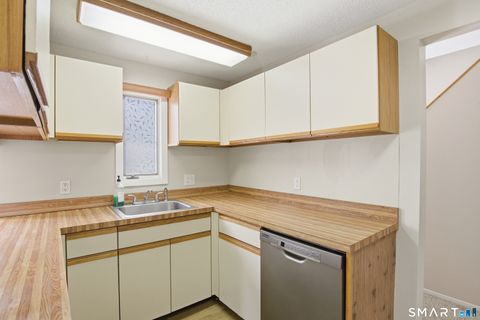 Tiny photo for 134 Trolley Crossing Lane #134, Middletown, CT 06457 (MLS # 24150379)