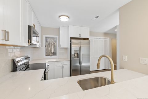 Tiny photo for 180 Dusky Lane #180, Suffield, CT 06078 (MLS # 24143883)