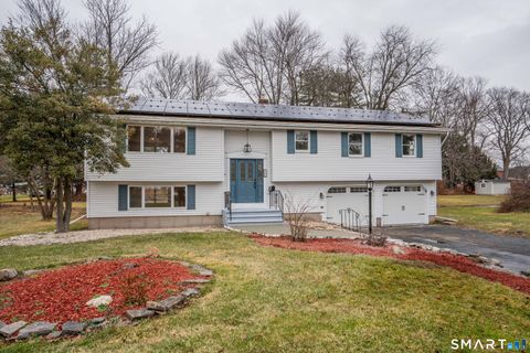 28 Maude Circle Windsor CT 06095