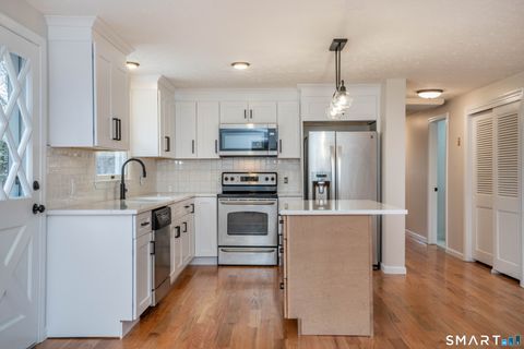 Tiny photo for 28 Maude Circle, Windsor, CT 06095 (MLS # 24149163)