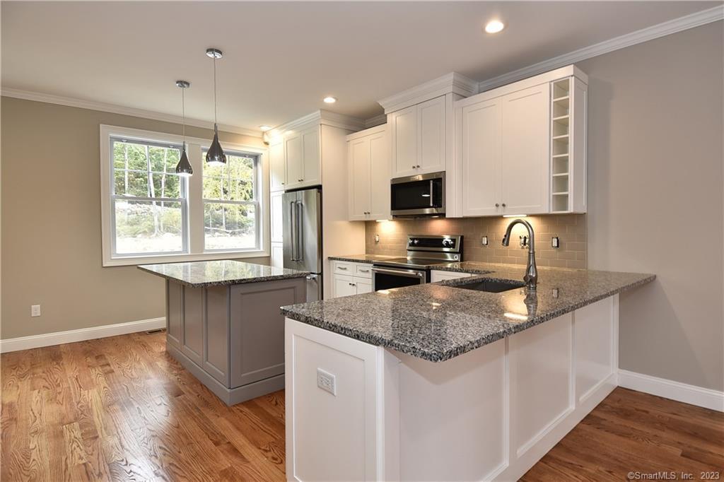 46 Village Crossing #46, East Lyme, Connecticut image 2