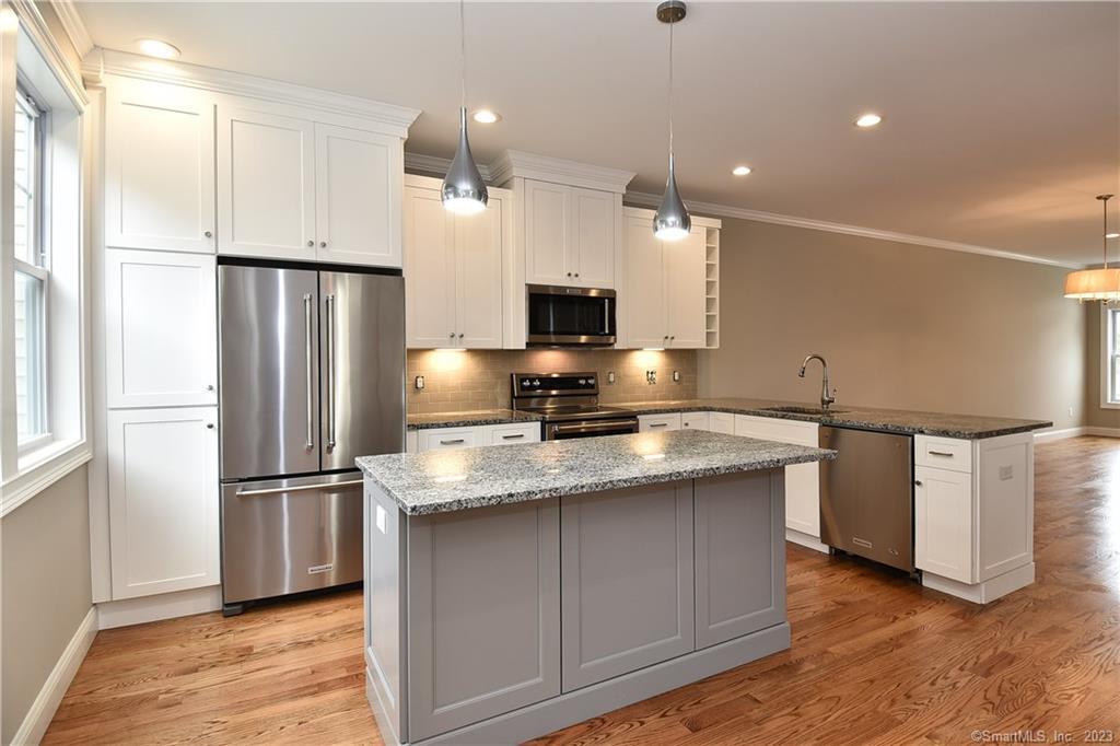 46 Village Crossing #46, East Lyme, Connecticut image 8