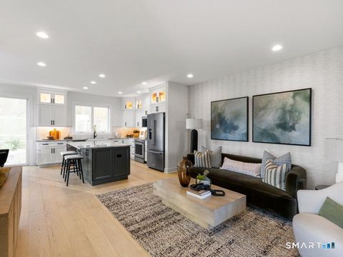 Condo For Sale - 2 Bramble Way #HOMESITE 28<br/> Brookfield, CT 06804