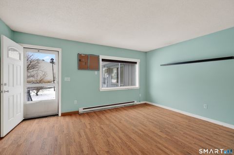 Tiny photo for 124 Lantern Park Drive #3, Naugatuck, CT 06770 (MLS # 24145362)