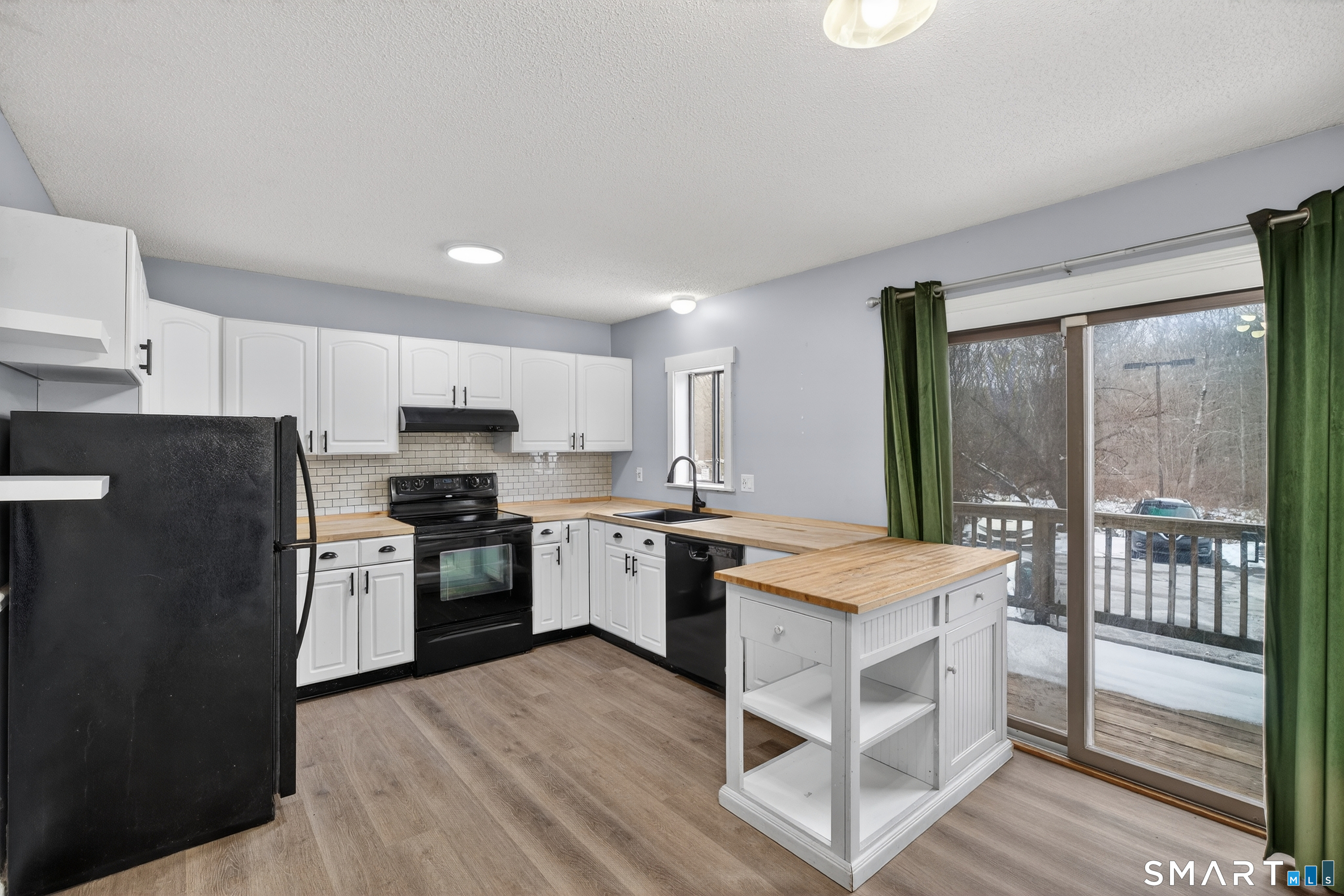 124 Lantern Park Drive 3