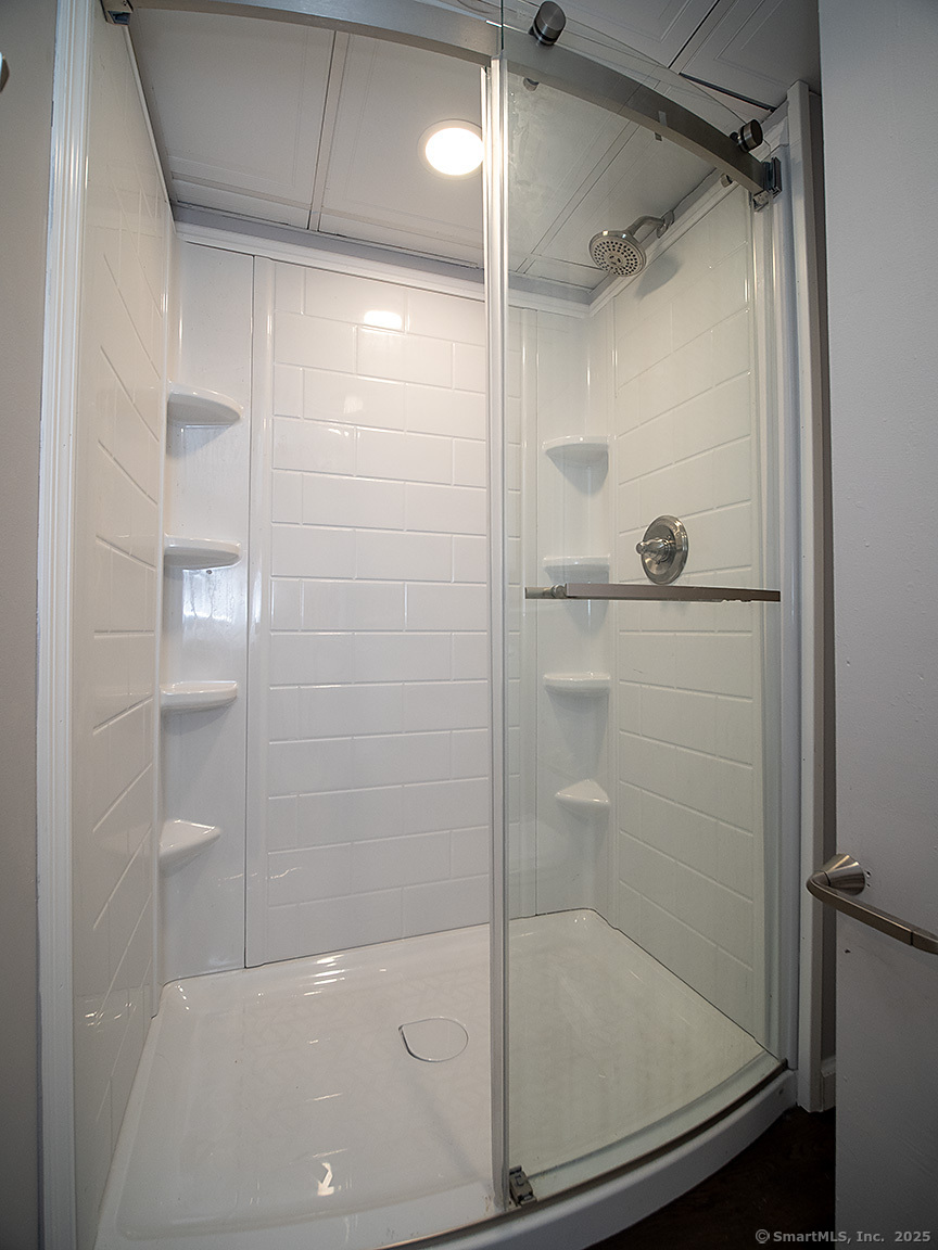 179 Anns Farm Road, Hamden, Connecticut image 34