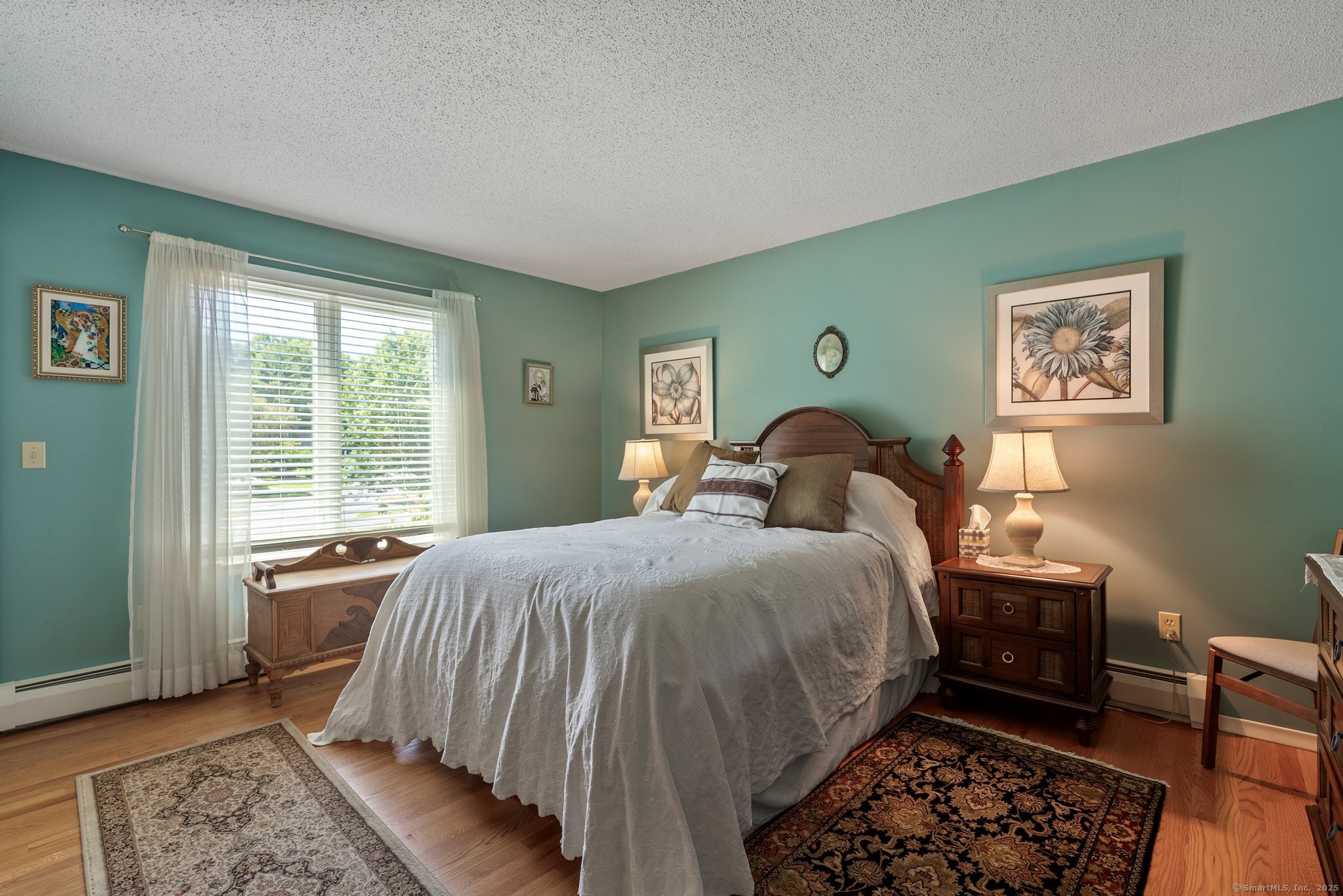 Newington, Connecticut 06111, United States, 2 Bedrooms Bedrooms, ,3 BathroomsBathrooms,Residential,Pending,160210