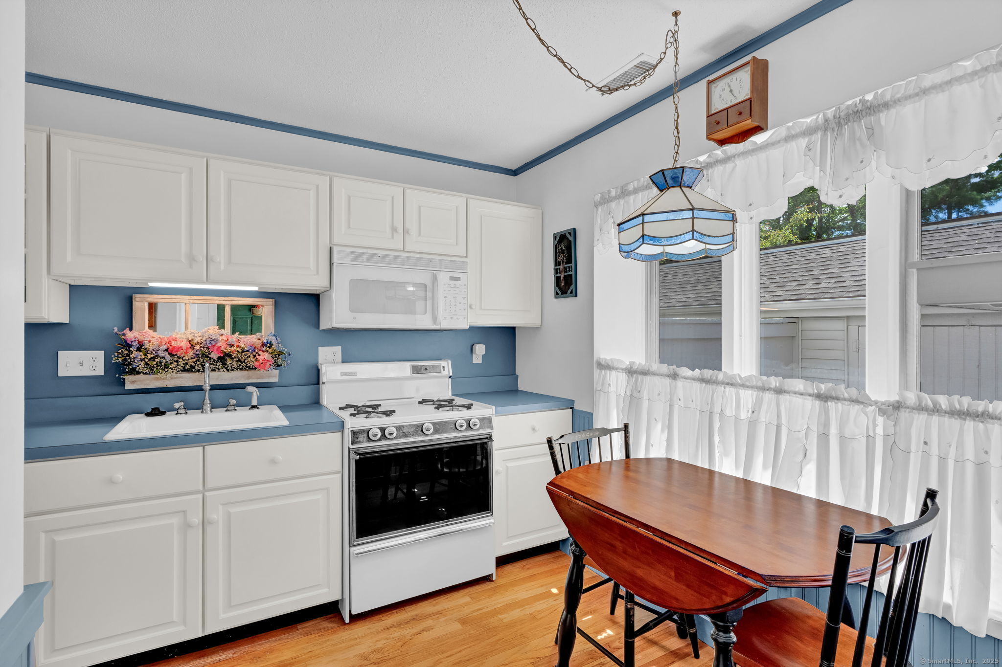 24 Farmington Chase Crescent, Farmington, Connecticut image 3