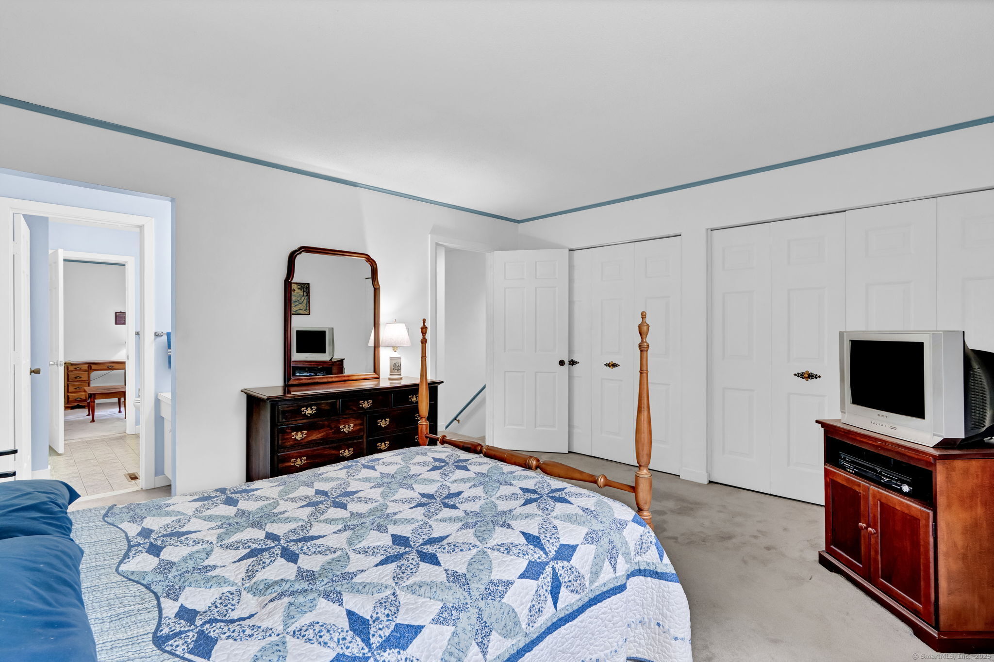 24 Farmington Chase Crescent, Farmington, Connecticut image 13