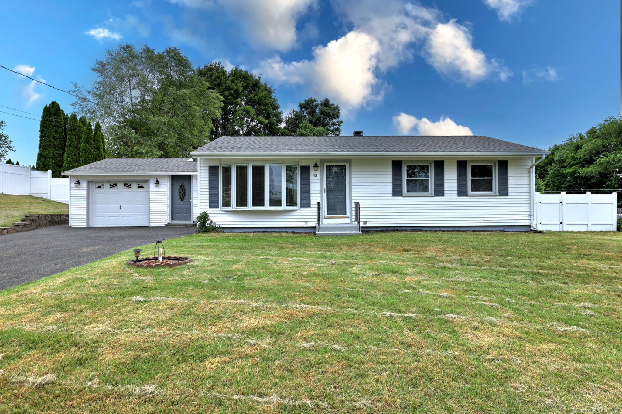 45 Sherwood Avenue