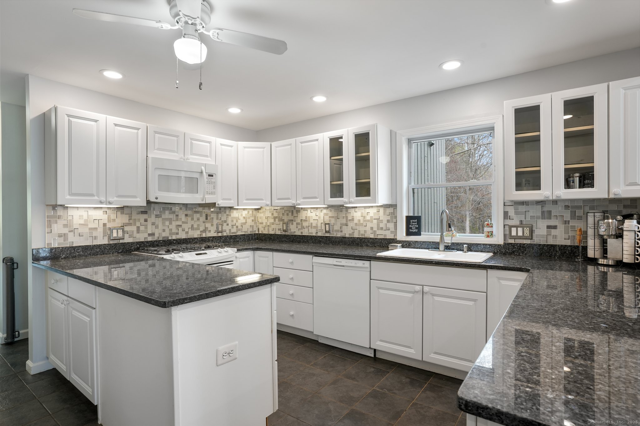 210 Founders Way, Stratford, Connecticut image 9