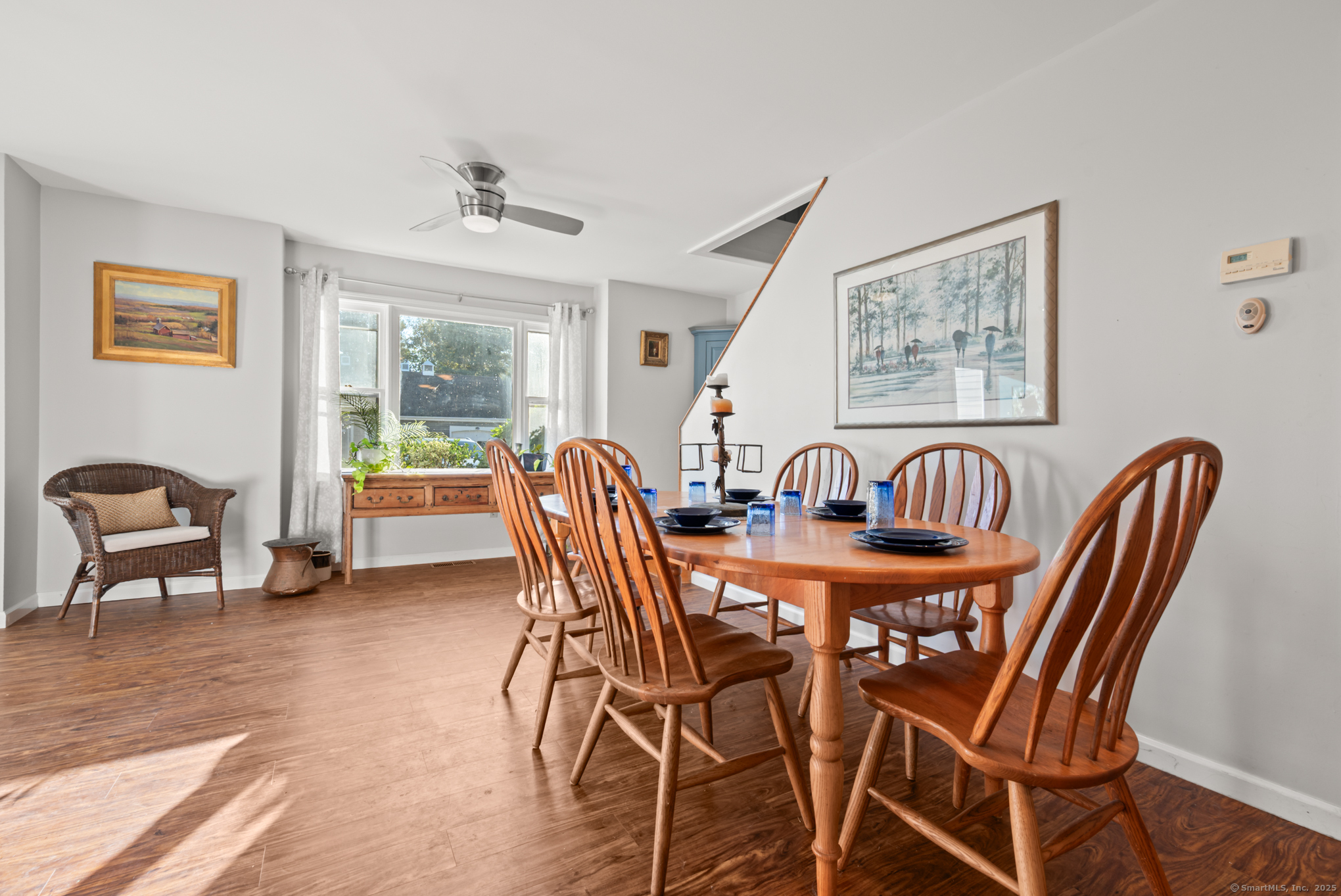 Glastonbury, Connecticut 06033, United States, 1 Bedroom Bedrooms, ,2 BathroomsBathrooms,Residential,Active,228802