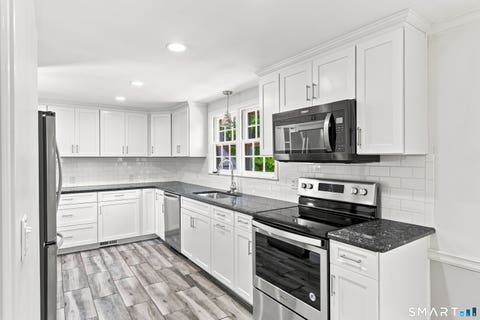 Tiny photo for 866 Ridge Road, Wethersfield, CT 06109 (MLS # 24194295)