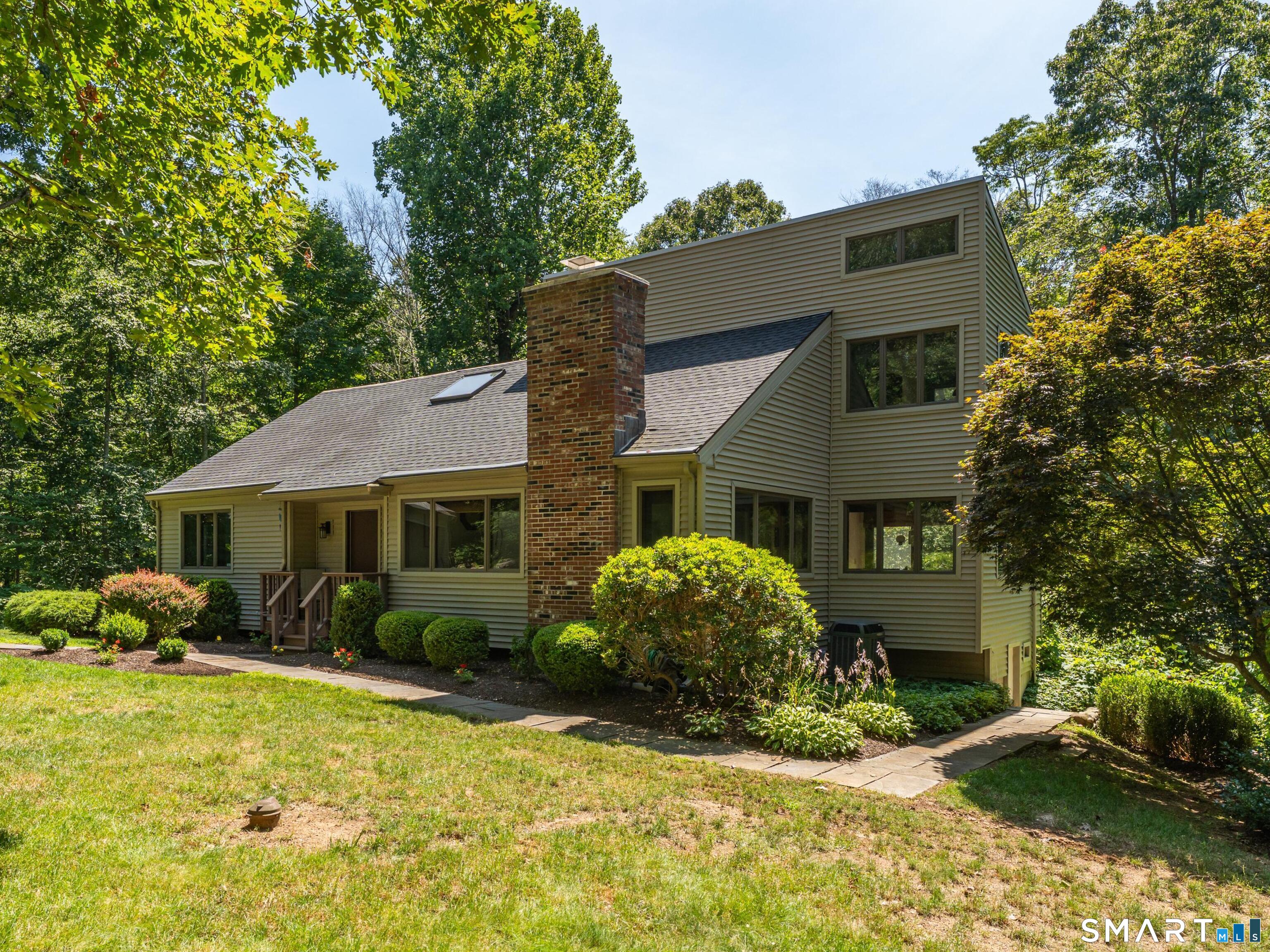 70 Hoadley Creek Circle