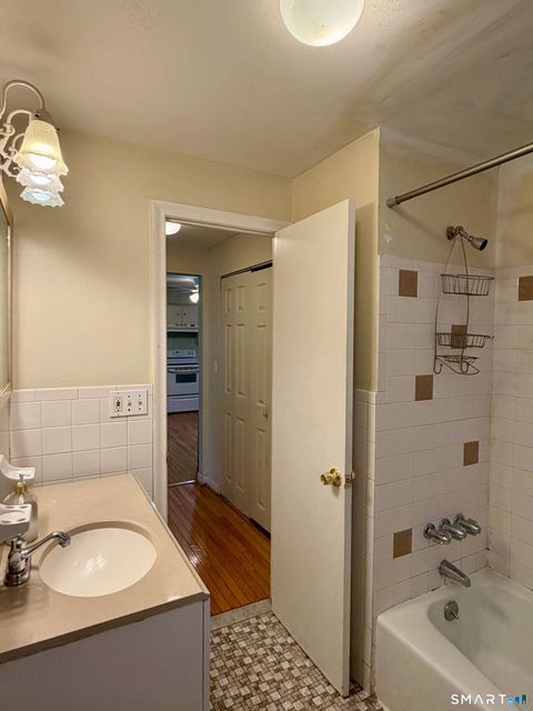 Tiny photo for 44 Webb Street #1st Floor, Hamden, CT 06517 (MLS # 24145524)