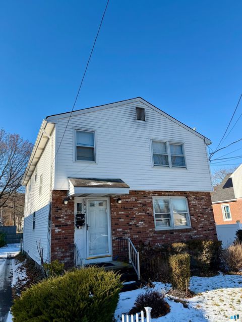 Photo of 44 Webb Street #1st Floor, Hamden, CT 06517 (MLS # 24145524)
