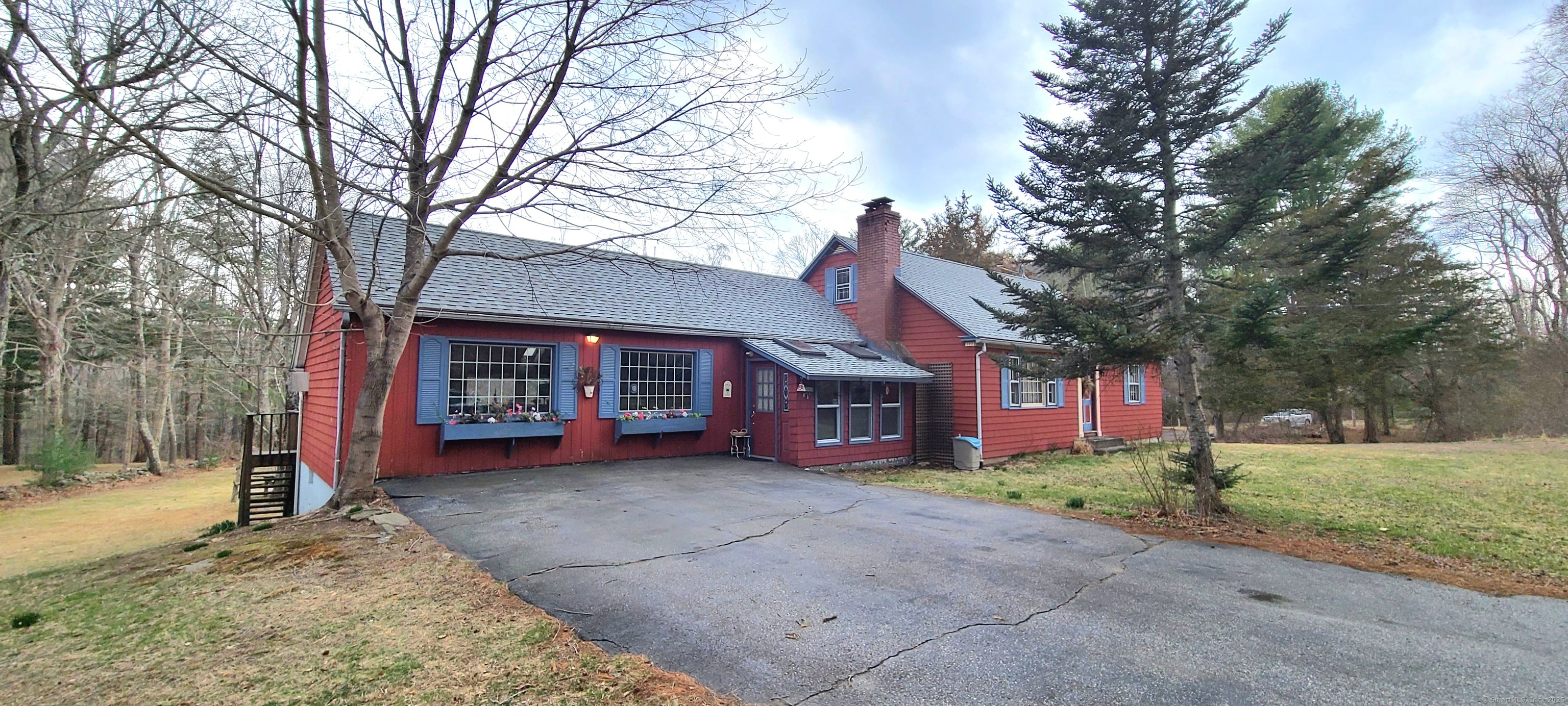 Town Street, East Haddam, Connecticut - 3 Bedrooms  
1 Bathrooms  
5 Rooms - 