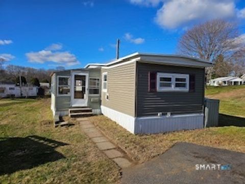 41 Old Wood Road Mansfield CT 06268