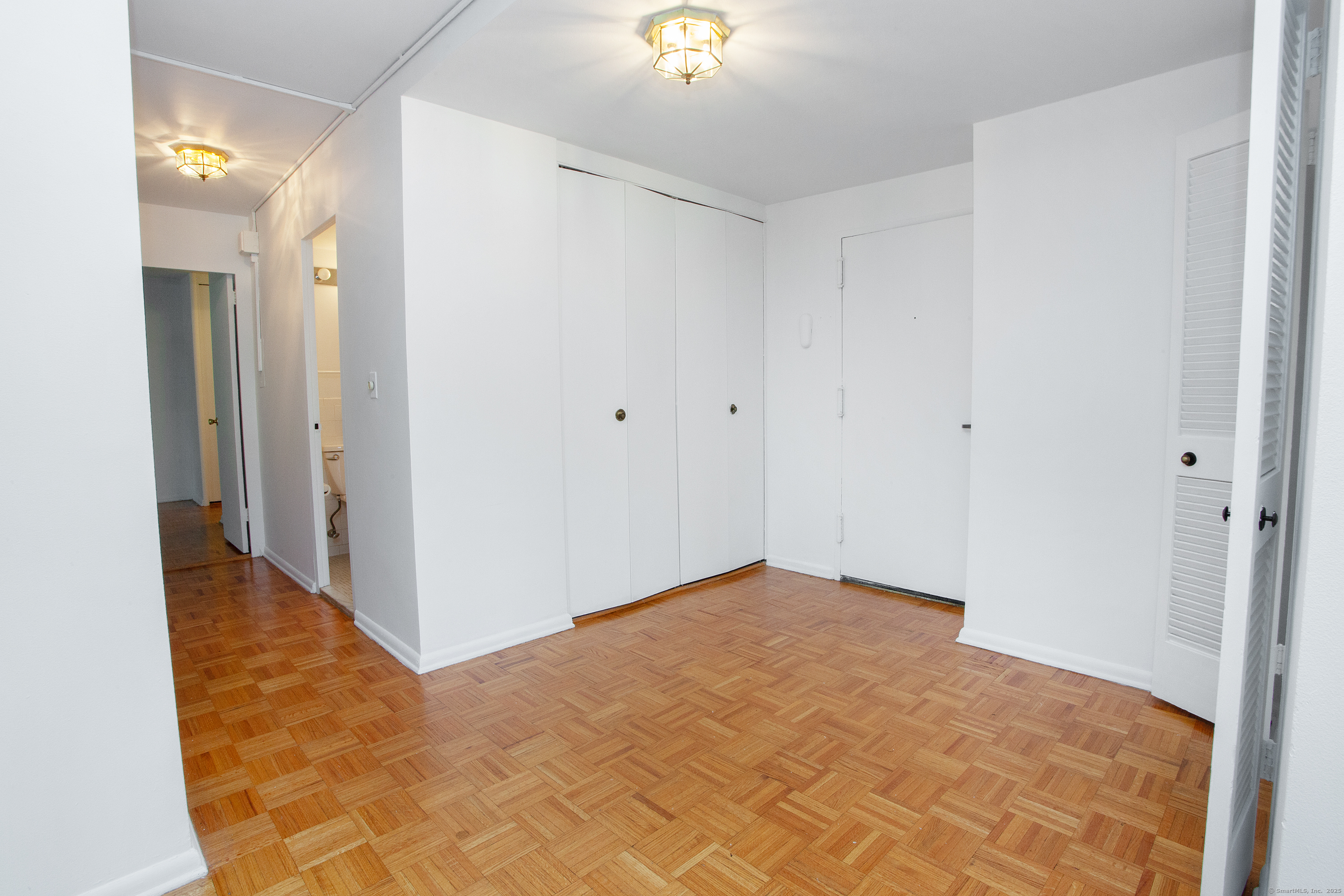 31 Woodland Street 1E