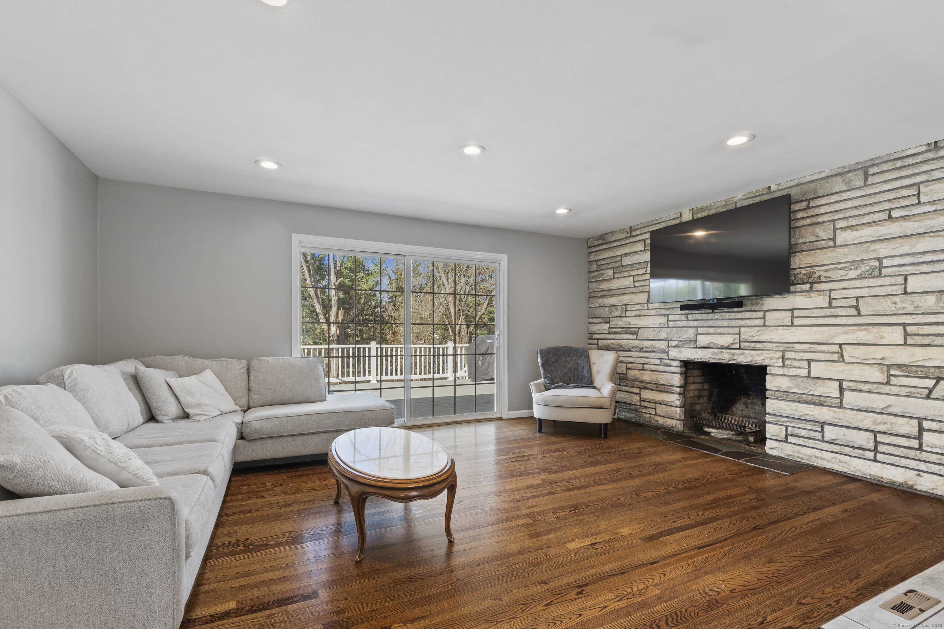 11 Davis Road, North Haven, Connecticut image 10