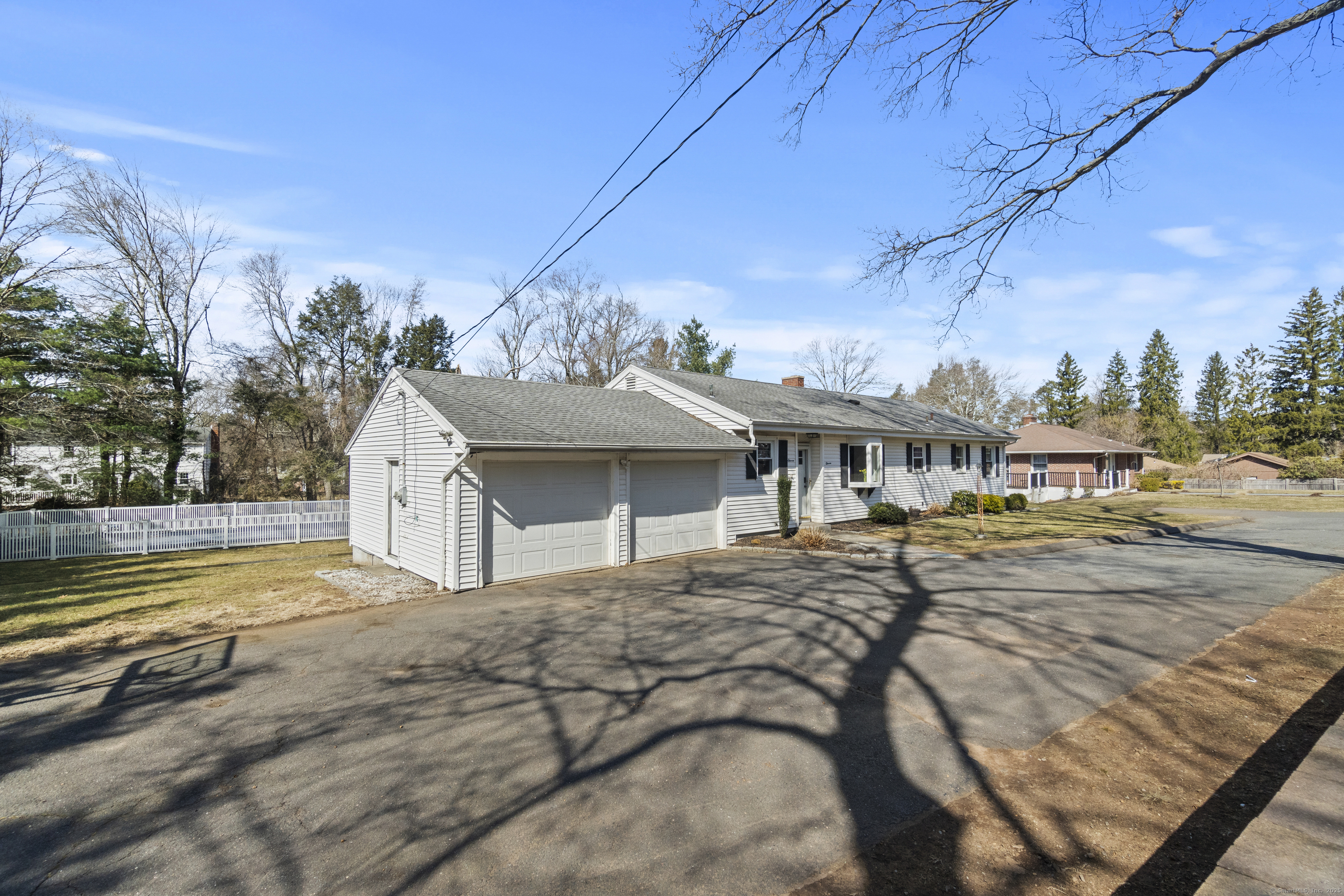 11 Davis Road, North Haven, Connecticut image 3