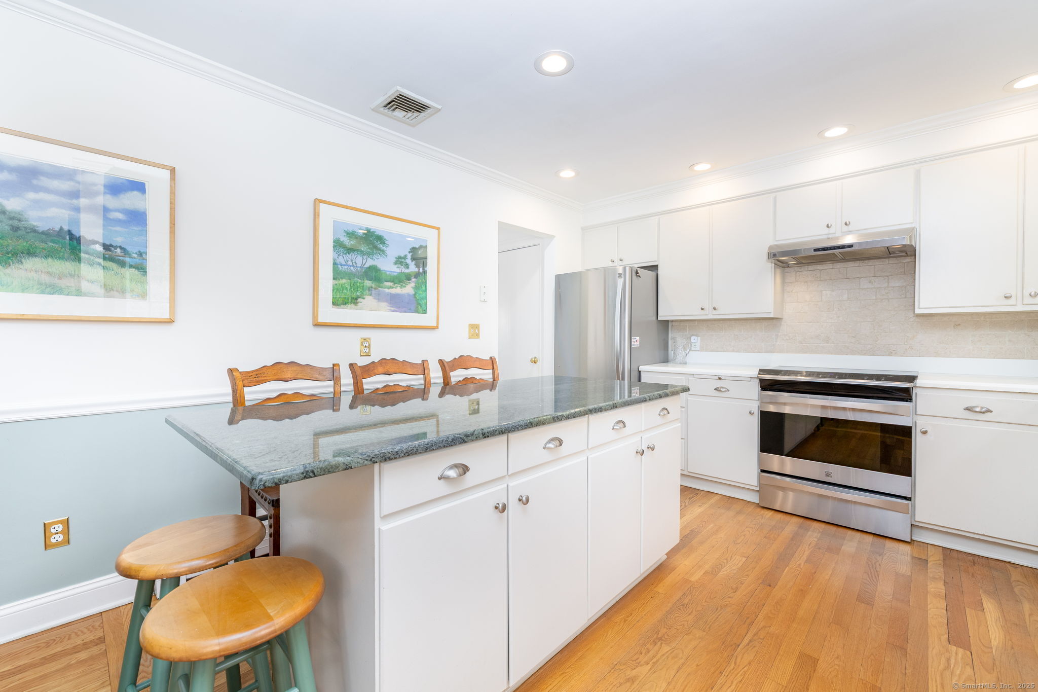 54 Club Road, Stamford, Connecticut image 4