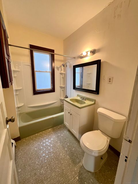 Tiny photo for 378 Prospect Avenue #1 FL, Hartford, CT 06105 (MLS # 24143571)