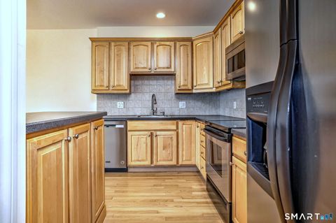 Tiny photo for 1 Merwin Avenue #B2, Milford, CT 06460 (MLS # 24153772)