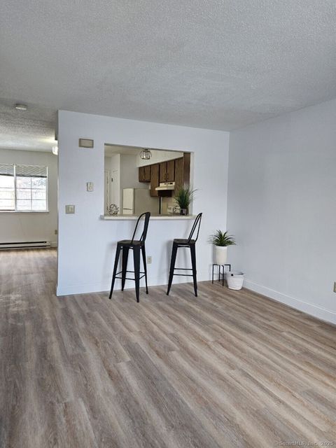 Tiny photo for 975 Meriden Road #APT 11, Waterbury, CT 06705 (MLS # 24133575)