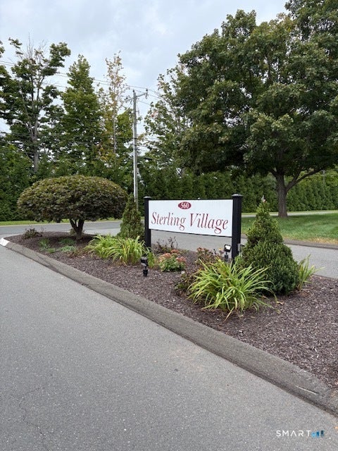 Photo of 33 Essex Court #33, Meriden, CT 06450 (MLS # 24205371)