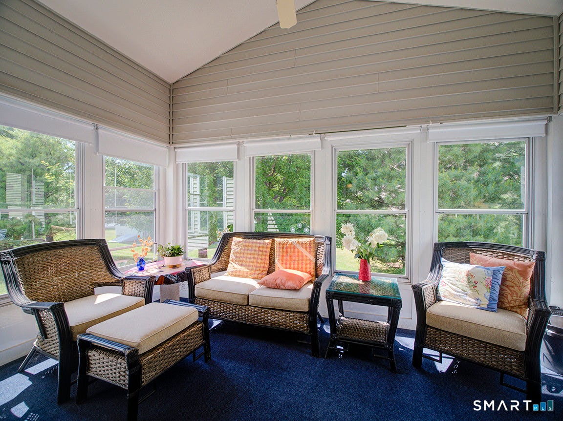 3 Wadsworth Lane